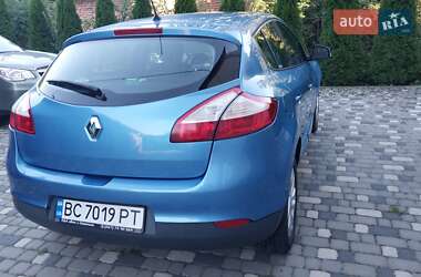 Хетчбек Renault Megane 2012 в Ходореві