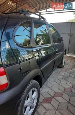 Універсал Renault Megane 2002 в 