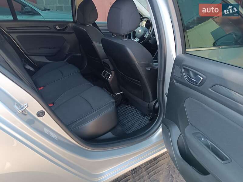 Универсал Renault Megane 2017 в Золотоноше