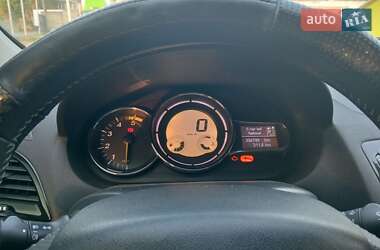 Универсал Renault Megane 2011 в 