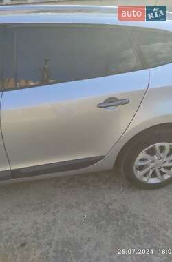 Универсал Renault Megane 2012 в 