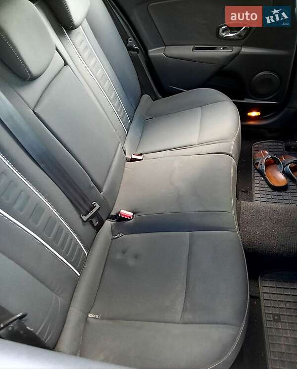 Универсал Renault Megane 2012 в Березане