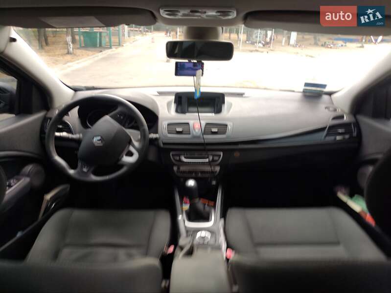 Хэтчбек Renault Megane 2010 в Кривом Роге