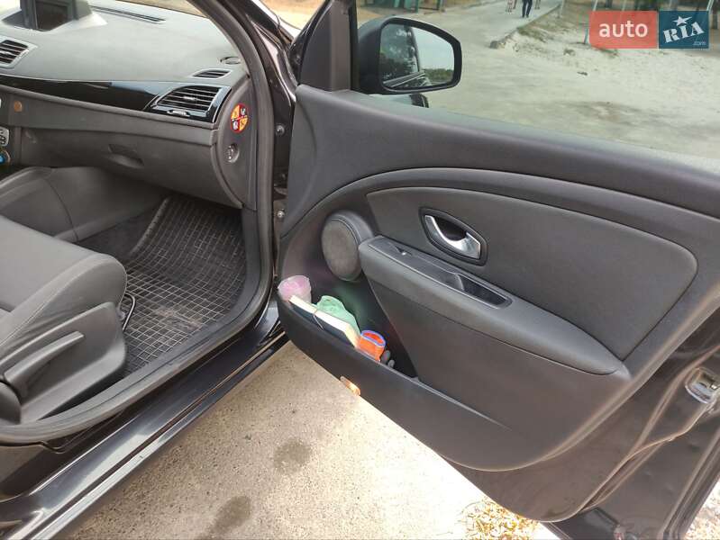 Хэтчбек Renault Megane 2010 в Кривом Роге