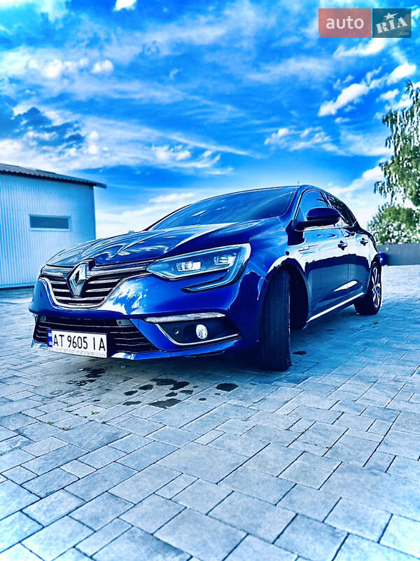 Хэтчбек Renault Megane 2016 в Калуше