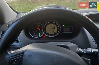 Хэтчбек Renault Megane 2010 в Добротове