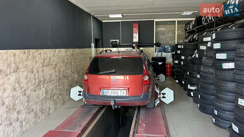 Универсал Renault Megane 2005 в Кривом Роге фото 37 Универсал Renault Megane 2005 в Кривом Роге