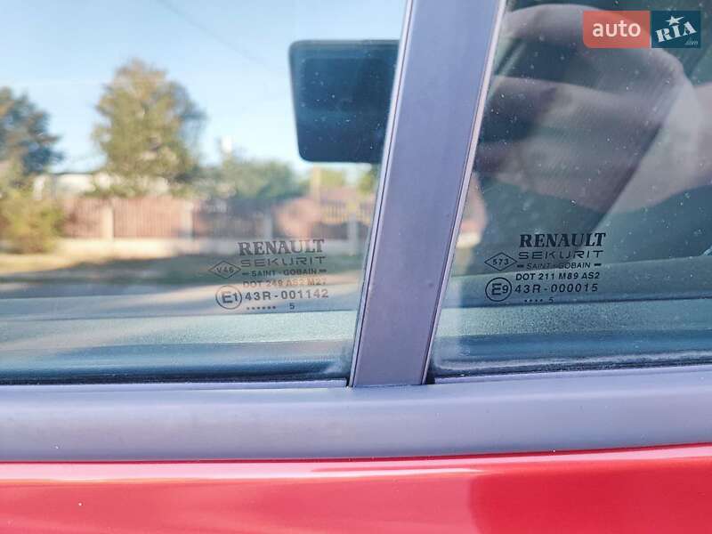 Хэтчбек Renault Megane 2005 в Белой Церкви