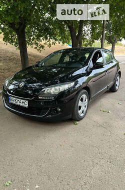 Хэтчбек Renault Megane 2013 в Кропивницком