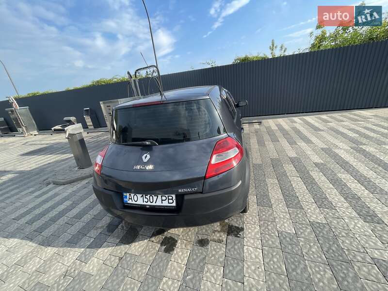 Хетчбек Renault Megane 2006 в Ужгороді