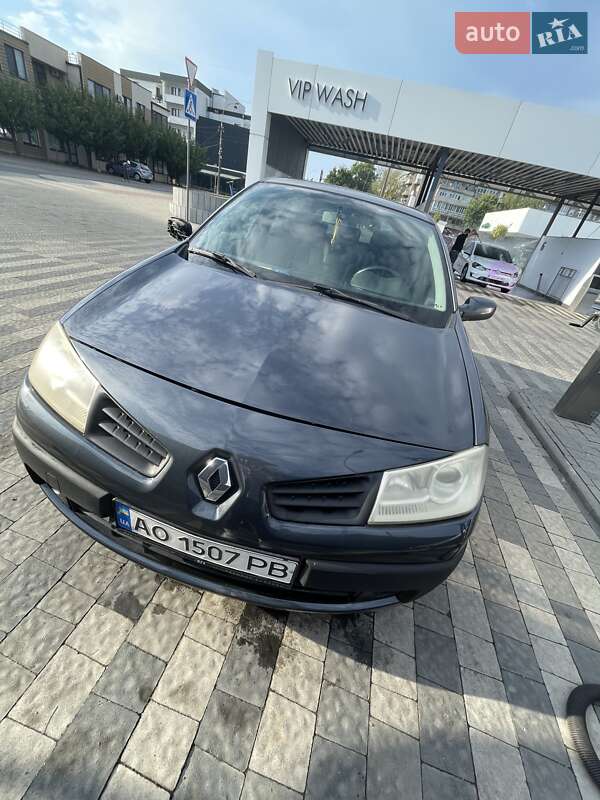 Хетчбек Renault Megane 2006 в Ужгороді