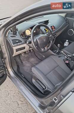 Хэтчбек Renault Megane 2008 в 