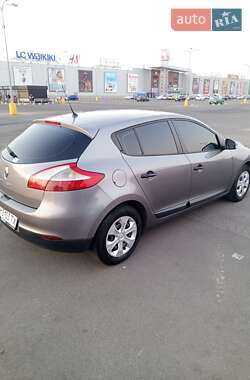 Хэтчбек Renault Megane 2008 в 
