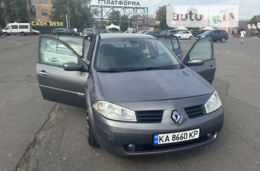 Хэтчбек Renault Megane 2005 в Киеве