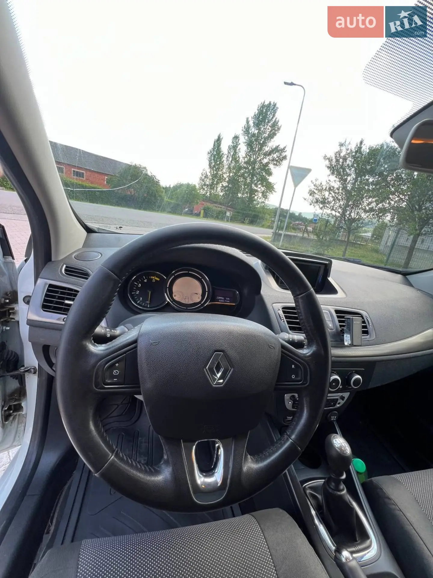 2013 Renault Megane - мініатюра 12