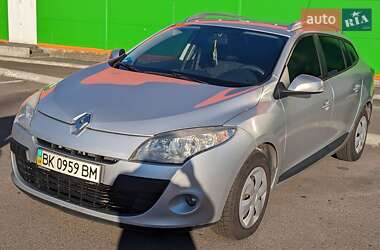 Универсал Renault Megane 2010 в 