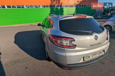 Универсал Renault Megane 2010 в 
