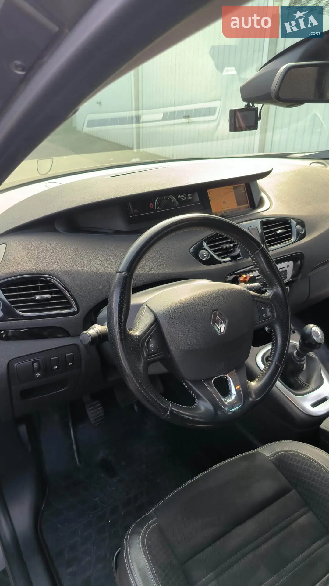 2015 Renault Megane - мініатюра 9