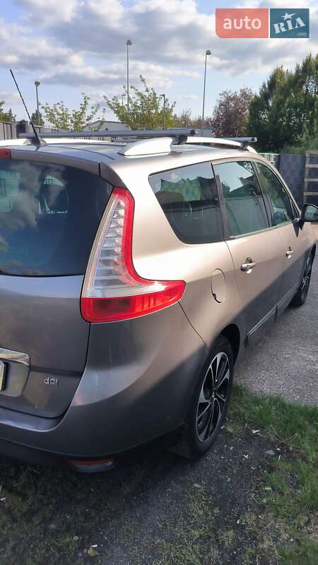 Универсал Renault Megane 2015 в Львове фото 25 Универсал Renault Megane 2015 в Львове