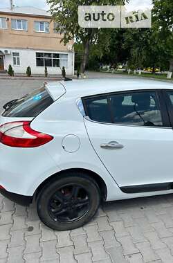 Хэтчбек Renault Megane 2013 в Дунаевцах