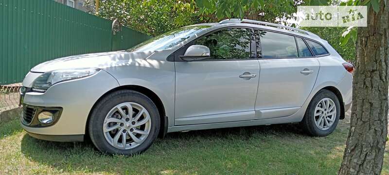 Универсал Renault Megane 2013 в Раздельной