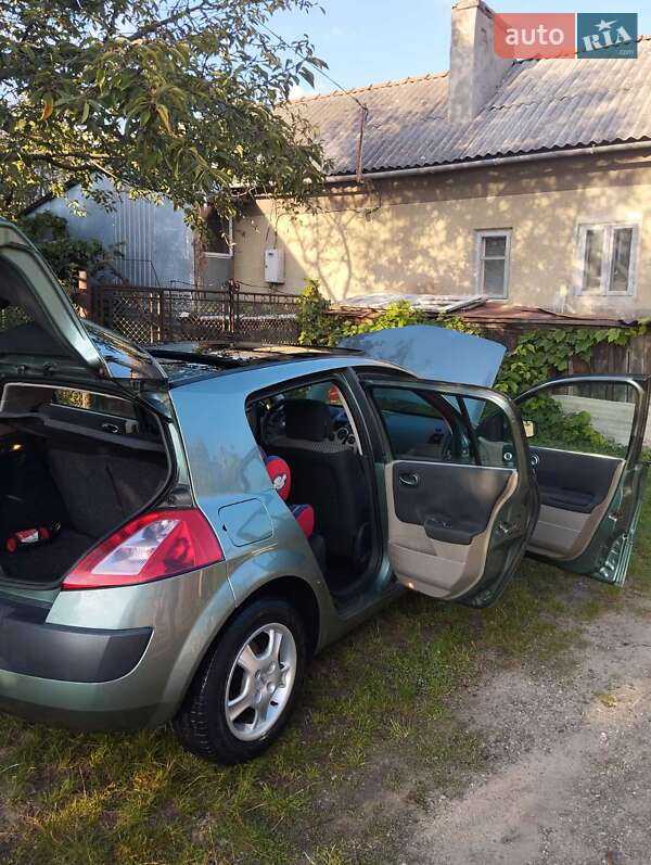 Хетчбек Renault Megane 2004 в Заліщиках