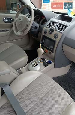 Седан Renault Megane 2004 в 