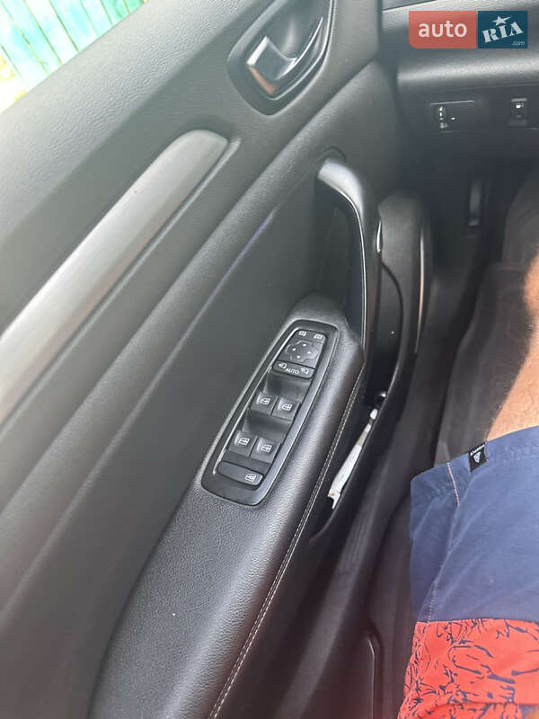 Седан Renault Megane 2018 в Рава-Русской фото 15 Седан Renault Megane 2018 в Рава-Русской