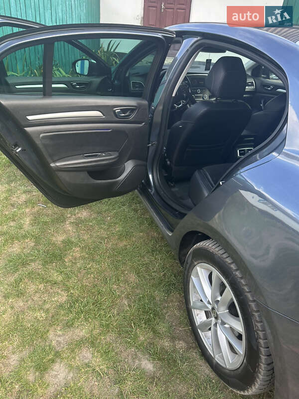 Седан Renault Megane 2018 в Рава-Русской фото 23 Седан Renault Megane 2018 в Рава-Русской