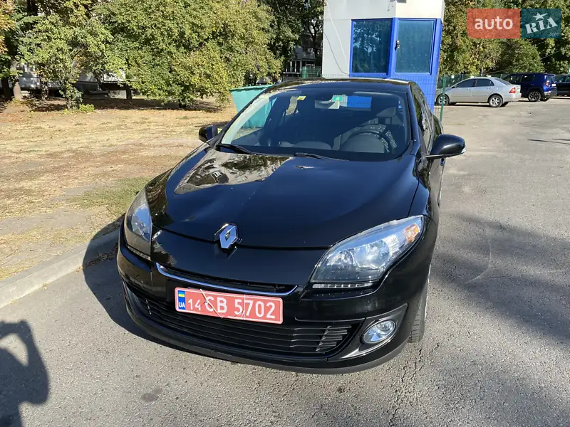 Хэтчбек Renault Megane 2013 в 