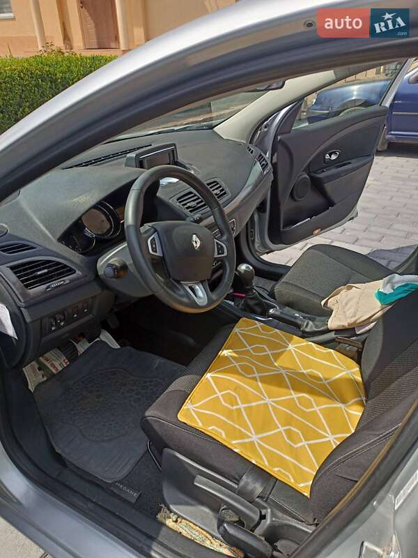 Універсал Renault Megane 2012 в Чернівцях