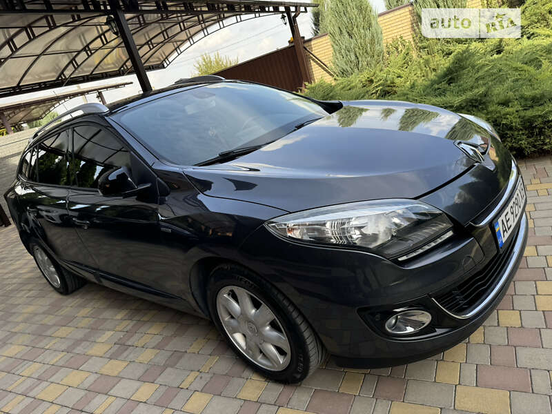 Хетчбек Renault Megane 2012 в Дніпрі