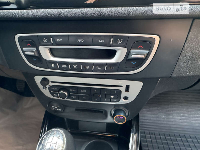 Хетчбек Renault Megane 2012 в Дніпрі