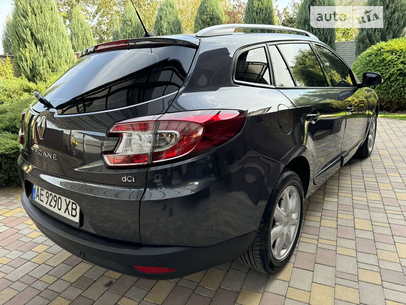 Хетчбек Renault Megane 2012 в Дніпрі
