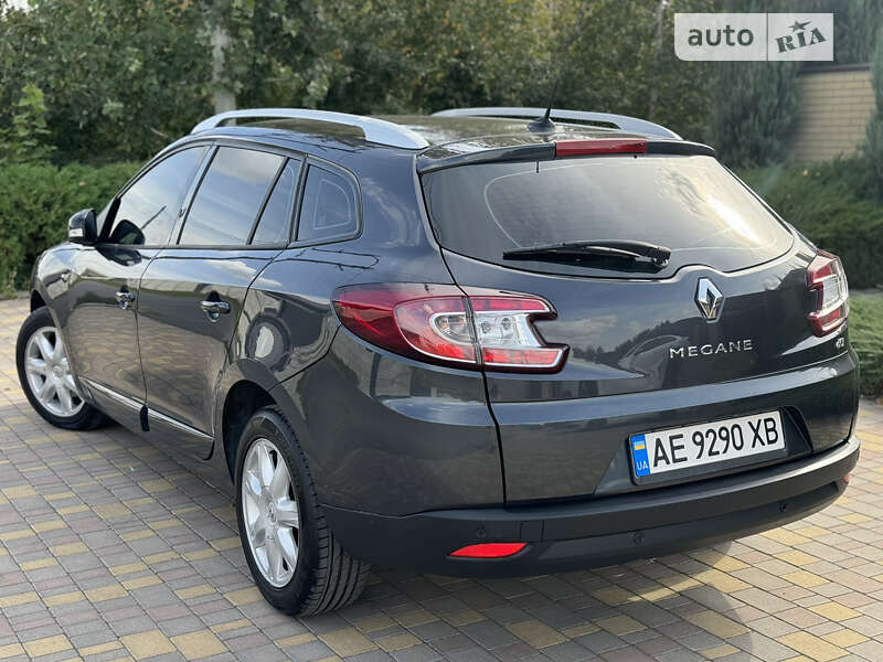 Хетчбек Renault Megane 2012 в Дніпрі