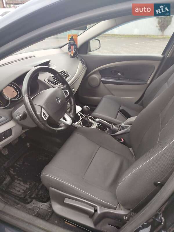 Хетчбек Renault Megane 2009 в Чернівцях фото 3 Хетчбек Renault Megane 2009 в Чернівцях