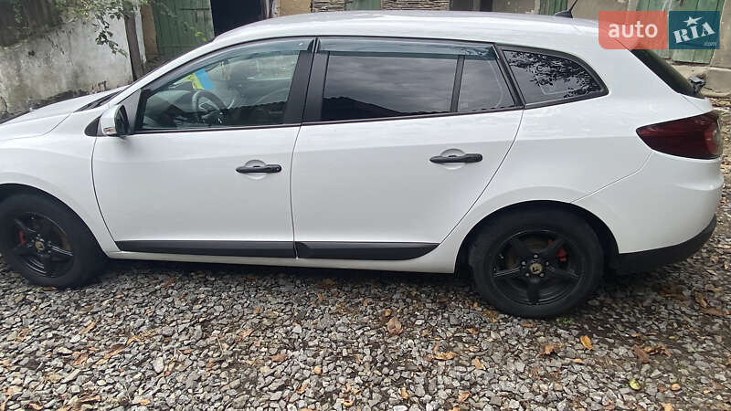 Универсал Renault Megane 2011 в Тернополе фото 2 Универсал Renault Megane 2011 в Тернополе
