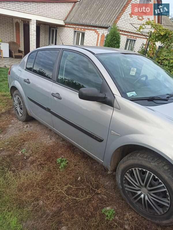Седан Renault Megane 2005 в Томашполі