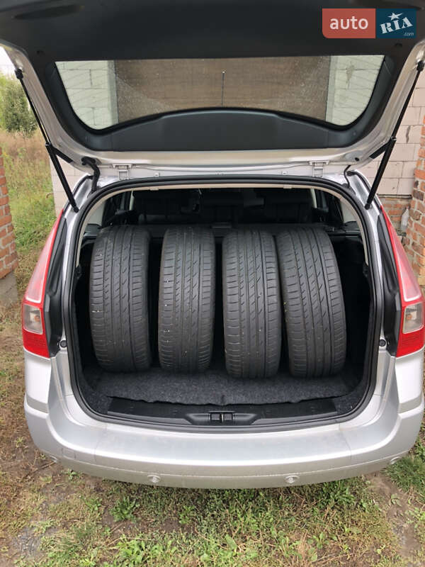 Универсал Renault Megane 2007 в Луцке фото 8 Универсал Renault Megane 2007 в Луцке