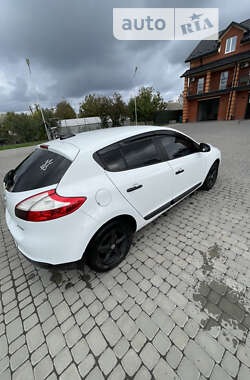 Хэтчбек Renault Megane 2013 в Казатине