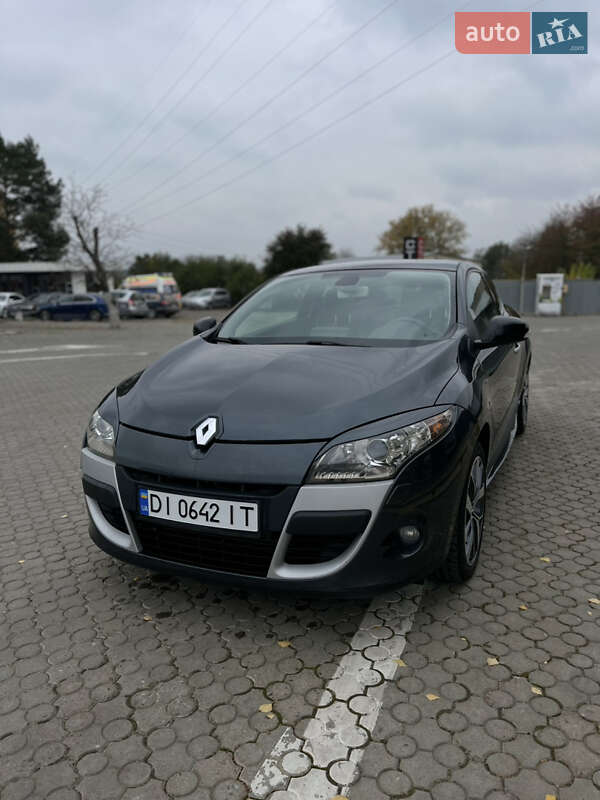 Купе Renault Megane 2011 в Чернівцях
