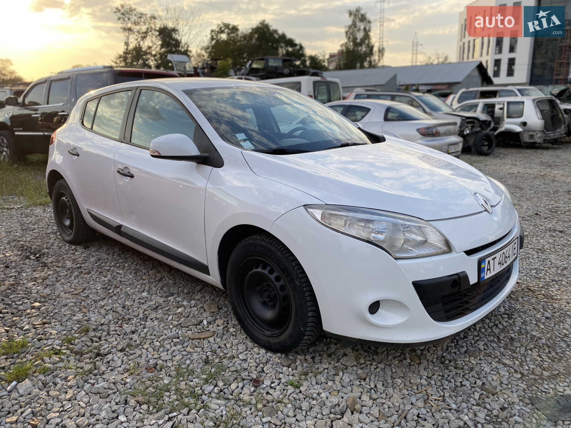 2010 Renault Megane - мініатюра 2