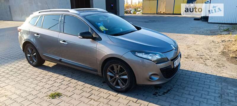 Универсал Renault Megane 2011 в 