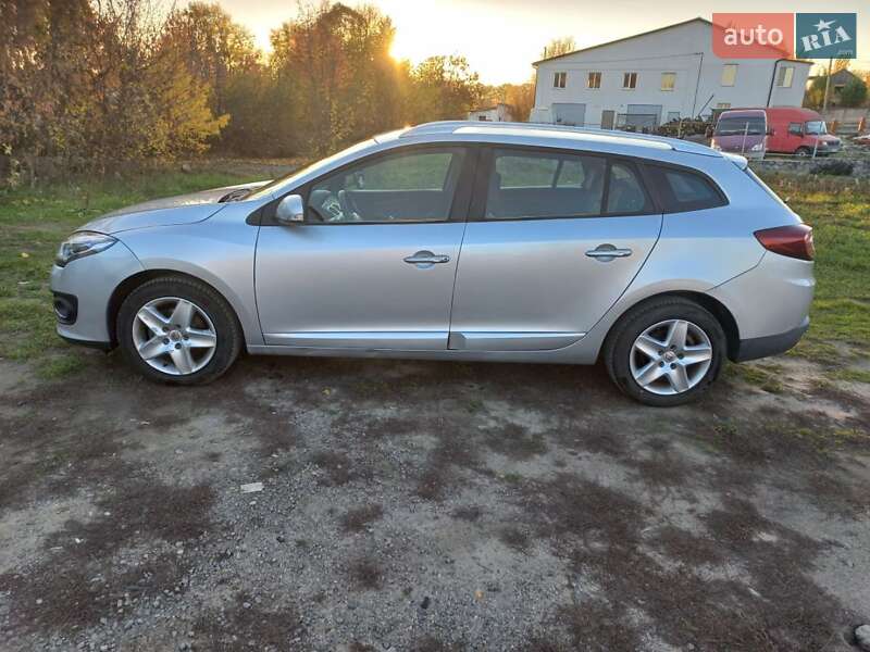 Універсал Renault Megane 2014 в Мурованих Курилівцях