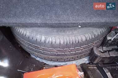 Седан Renault Megane 2004 в 