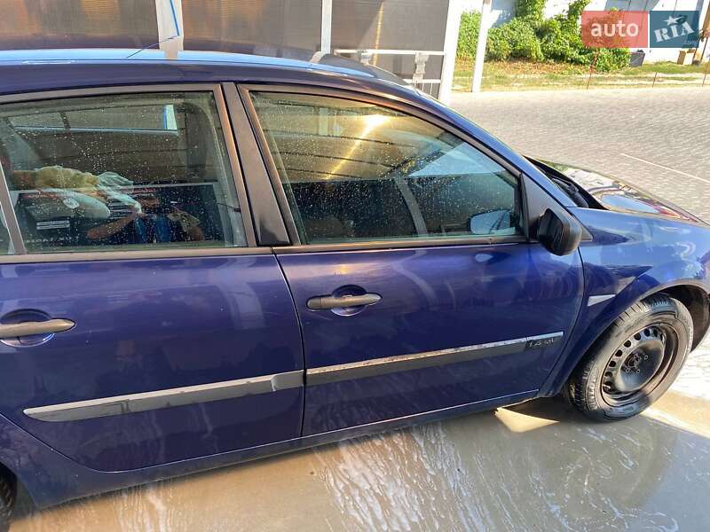 Хетчбек Renault Megane 2004 в Києві