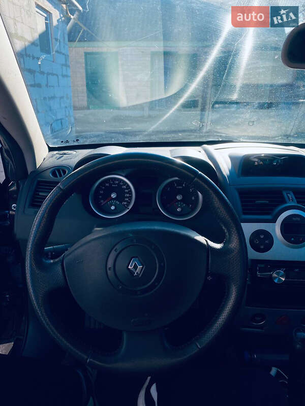 Кабриолет Renault Megane 2005 в Литине