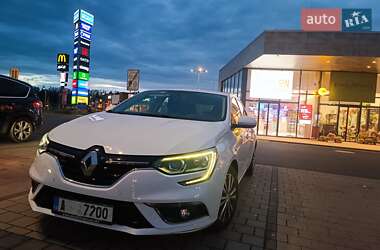 Хэтчбек Renault Megane 2016 в Полтаве