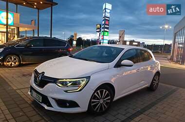 Хэтчбек Renault Megane 2016 в Полтаве