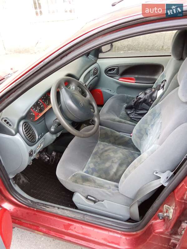 Хетчбек Renault Megane 1998 в Вінниці фото 11 Хетчбек Renault Megane 1998 в Вінниці